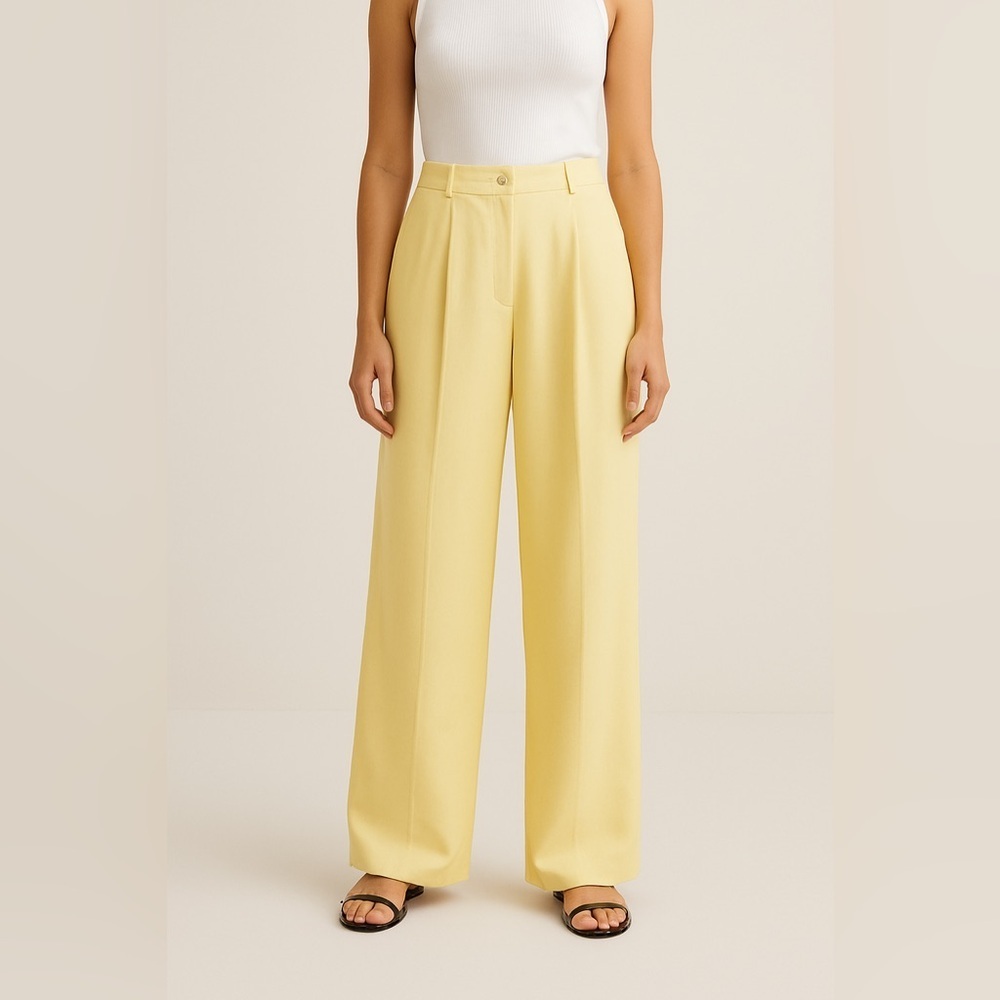 Zara Wide-Leg Trousers in Soft Yellow